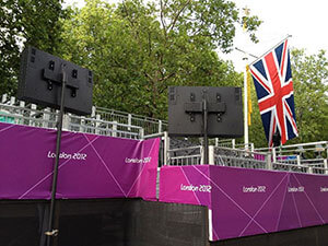 London 2012 Enclosure installed in the mall