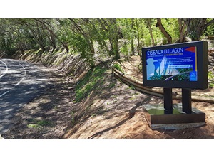 Is Outdoor Digital Signage the Answer to the Poor State of Road Signs?